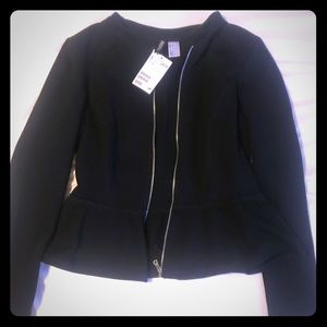 Size 8 brand new with tags H&M blazer 🖤